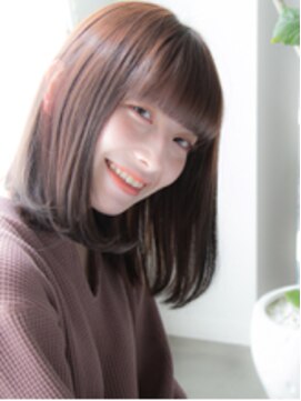 プレミアムオーファ(Premium Ofa) まとまり・扱いやすさをお求めの方にオススメ・シンプルボブ3