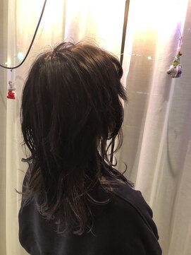 ロンドアベニール 北千住(Lond avenir) namie お客様スタイル×アッシュインナーカラー×ウルフカット