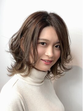 ヘアーメイクパウダー 天王寺寺田町店(Hair make powder) 大人可愛い20代30代40代小顔ウルフレイヤーボブ丸みショートボブ