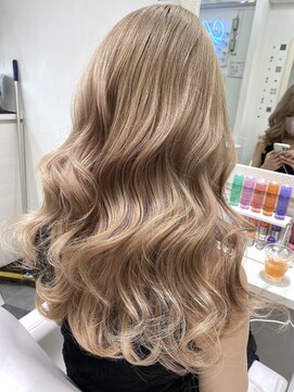 ラピス 池袋(Lapis) ベージュカラー☆