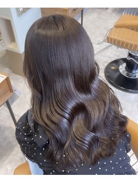 エムサロン 前橋川原(emusalon) ブリーチなしうる艶カラー