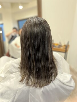 マニマニ(manima-ni) コントラストハイライト