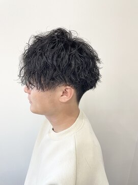 オル(Olu) 【YAMATO】黒髪×ツイストスパイラル×刈り上げ