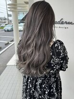 メデル(mederu)&nbsp;グレージュカラーケアブリーチカラーハイトーンカラー大人可愛い