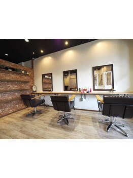 武庫之荘駅徒歩5分のアットホームでおしゃれなサロン！少人数のプライベート空間で周りを気にせず寛げる♪