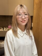 スタッフ紹介を見て☆お客様に《フィットする》スタイリストを気軽にご指名下さい☆    →詳細を見る