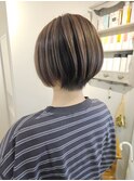アンブレラカラーのショートボブ