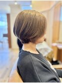 大人ショート/白髪ぼかしハイライト/30代40代50代/グレイヘア
