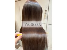 ヴァネッサ VANESSA