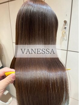 ヴァネッサ VANESSAの写真/人気の髪質改善メニュー【Aujua】や【酸熱トリートメント】で理想の髪質へ！