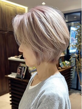 アイフィール アヴェダ 瑞江店(i feel AVEDA) 【藤田】白髪を活かしたハイトーンショート
