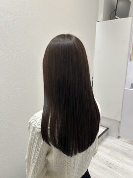 アドラーブル ココロ 新潟(adorable CoCoLo) 艶さら髪質改善ストレート