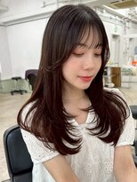 ポーチバイハニー オモテサンドウ(PORCH by HONEY omotesando)&nbsp;レイヤーカット/ダークブラウン/小顔カット/韓国風レイヤー1