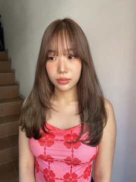 サンク 原宿 表参道(cinq) 原宿ブリーチカラー顔周りレイヤーカットミルクティーベージュ