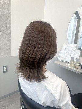 トッカ 茨木(tocca) 大人のための艶ブラウン×シナジートリートメント