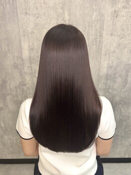 ダメージに合わせたトリートメント選定で輝く美髪へ…シルクのような質感で今までにないサラツヤな手触り♪