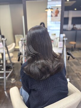 アヴァンス 北花田店(AVANCE) 赤み消し/アッシュグレージュ/透明感カラー/艶カラー/堺