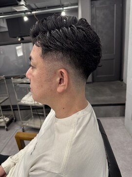 ウェイビー 桜木町店(WAVY) 【WAVY】パーマ×サイドパート