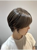 大人 美シルエットショート & 透明感オリーブカラー［伊左治］