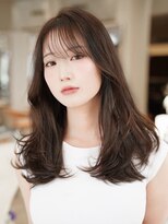 ビュートリアム 福岡(BEAUTRIUM)&nbsp;大人可愛い/透明感アッシュのふんわりレイヤー&シースルーバング