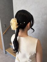 ラニ(Lani) 結婚式お呼ばれヘアセット/タイトポニーテール