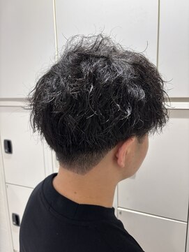 ケンジ 平塚 アネッタ(KENJE annetta) 刈り上げマッシュ