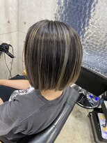 ヘアサロン ドットプラス 町田店(dot. plus) ハイライトグラデーション ×ホワイトベージュ