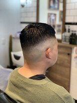 ブルートバーバーショップ(BLUET Barber Shop) スキンフェードクロップスタイル