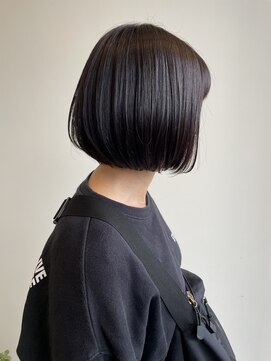 アヴァンセ サニー美容室 ミニボブ/コンパクトボブ/丸みボブ/ショートボブ