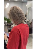 ハイトーンボブ・ダブルカラー・ケアブリーチ ・ハイトーンボブ