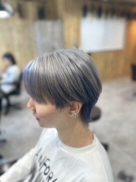 アグ ヘアー トリコ 久喜3号店(Agu hair trico) シルバー×ラベンダー