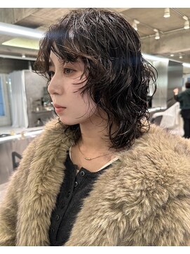 ダブ アオヤマ(DaB AOYAMA) パーマウルフパーマレイヤーカットボブウルフパーマスタイル