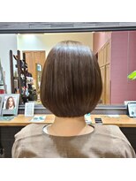 ルッソカナン(Lusso canaan)&nbsp;ショートボブ/丸み/寒色カラー