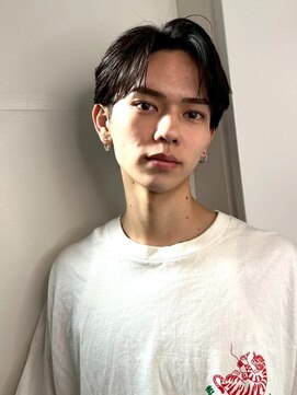 ポーチバイハニー オモテサンドウ(PORCH by HONEY omotesando) フェザーセンターパート/センターパートショート/かき上げ3