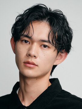 フィフス 天神大名(fifth) 天神メンズパーマフェザーパーマシャドウパーマセンターパート