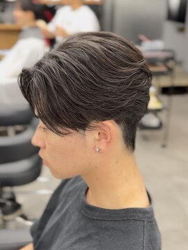 オーバルバイアピッシュ(OVARL by apish) フェザーパーマ毛流れセンターパートニュアンスパーマツイスト