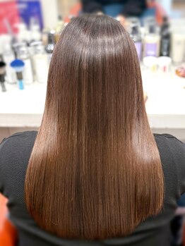 シエル 長岡市(ciel)の写真/白髪は隠すから“活かす”時代へ☆おシャレとして楽しむ 令和的なグレイカラーデザインを ご用意してます♪