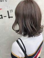 マターエル(mata L23)&nbsp;グレージュにインナーカラーでブルーを＊