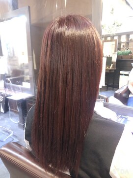 ダッチェス(DUCHESS) 暗めレッドバイオレットカラー