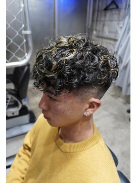 ヴェルゴ 沖浜店(vellgo) 外国人風スペインカール