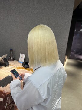 ペレ 栄店(PELE) ショコラアッシュ/ヘルシースタイル/ふんわりカール/栄/名駅