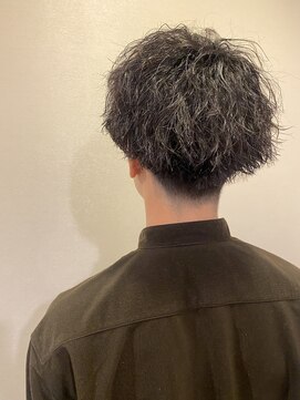 銀座マツナガ 浅草店 ツーブロマッシュ20代人気ツイストスパイラルパーマ