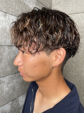 ニアウ 伊勢崎連取店(Niau) メンズマッシュツイストスパイラルパーマ
