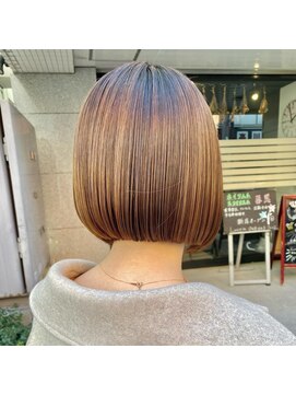 シシ 大宮(She 2.) ショートボブマッシショート/前髪/イメチェン/グレージュカラー