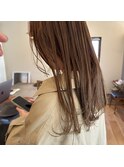 「大人女子のくすみベージュカラー」