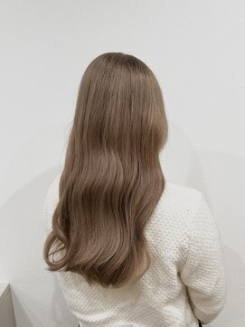 イリス(Iris) ミルクティーベージュ