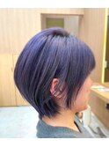 ショートボブ×ブリーチカラー