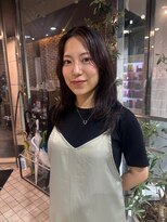 ヘアーアンドメイク ビス(HAIR&MAKE bis)&nbsp;レイヤーカット【KAYO】