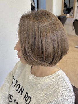 ハーツ(Heart's) 白髪ぼかしベージュ×グラデーションボブ