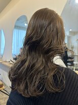 ユッカ 梅田(YUCCA)&nbsp;【 YUCCA 】大人可愛い20代30代40代 ミディアム/レイヤーカット
